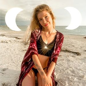 Meet your Posher, Rebekah